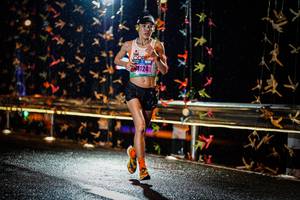 BIB: 4124
                            <button type="button" onclick="openModal(17911659)" class="btn btn-primary btn-sm float-right btn-popup" data-toggle="modal" data-target=".modal-high-quality">
                        <i class="fas fa-shopping-cart"></i> Add to Cart
                    </button>
                                            <button type="button" onclick="isThisMe(17911659, true)" class="btn btn-success btn-sm float-right btn-popup btn-isme hidden" data-toggle="tooltip" data-placement="bottom" title="นี่คือรูปของคุณใช่ไหม คลิกที่นี่เพื่อเอาเข้าอัลบั้ม">
                        <i class="fas fa-plus"></i> Add to album
                    </button>
                    <button type="button" onclick="isThisMe(17911659, false)" class="btn btn-warning btn-sm float-right btn-popup btn-isnotme hidden">
                        <i class="fas fa-ban"></i> Remove from album
                    </button>