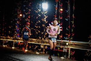 BIB: 40170, 0122
                            <button type="button" onclick="openModal(17912717)" class="btn btn-primary btn-sm float-right btn-popup" data-toggle="modal" data-target=".modal-high-quality">
                        <i class="fas fa-shopping-cart"></i> Add to Cart
                    </button>
                                            <button type="button" onclick="isThisMe(17912717, true)" class="btn btn-success btn-sm float-right btn-popup btn-isme hidden" data-toggle="tooltip" data-placement="bottom" title="นี่คือรูปของคุณใช่ไหม คลิกที่นี่เพื่อเอาเข้าอัลบั้ม">
                        <i class="fas fa-plus"></i> Add to album
                    </button>
                    <button type="button" onclick="isThisMe(17912717, false)" class="btn btn-warning btn-sm float-right btn-popup btn-isnotme hidden">
                        <i class="fas fa-ban"></i> Remove from album
                    </button>