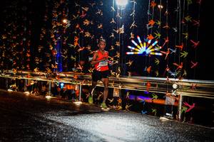 BIB: 4022
                            <button type="button" onclick="openModal(17906552)" class="btn btn-primary btn-sm float-right btn-popup" data-toggle="modal" data-target=".modal-high-quality">
                        <i class="fas fa-shopping-cart"></i> Add to Cart
                    </button>
                                            <button type="button" onclick="isThisMe(17906552, true)" class="btn btn-success btn-sm float-right btn-popup btn-isme hidden" data-toggle="tooltip" data-placement="bottom" title="นี่คือรูปของคุณใช่ไหม คลิกที่นี่เพื่อเอาเข้าอัลบั้ม">
                        <i class="fas fa-plus"></i> Add to album
                    </button>
                    <button type="button" onclick="isThisMe(17906552, false)" class="btn btn-warning btn-sm float-right btn-popup btn-isnotme hidden">
                        <i class="fas fa-ban"></i> Remove from album
                    </button>