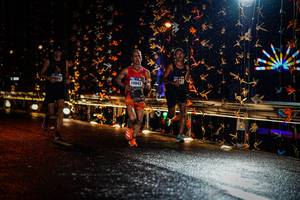 BIB: 40043
                            <button type="button" onclick="openModal(17910990)" class="btn btn-primary btn-sm float-right btn-popup" data-toggle="modal" data-target=".modal-high-quality">
                        <i class="fas fa-shopping-cart"></i> Add to Cart
                    </button>
                                            <button type="button" onclick="isThisMe(17910990, true)" class="btn btn-success btn-sm float-right btn-popup btn-isme hidden" data-toggle="tooltip" data-placement="bottom" title="นี่คือรูปของคุณใช่ไหม คลิกที่นี่เพื่อเอาเข้าอัลบั้ม">
                        <i class="fas fa-plus"></i> Add to album
                    </button>
                    <button type="button" onclick="isThisMe(17910990, false)" class="btn btn-warning btn-sm float-right btn-popup btn-isnotme hidden">
                        <i class="fas fa-ban"></i> Remove from album
                    </button>