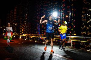 BIB: 4201
                            <button type="button" onclick="openModal(17930166)" class="btn btn-primary btn-sm float-right btn-popup" data-toggle="modal" data-target=".modal-high-quality">
                        <i class="fas fa-shopping-cart"></i> Add to Cart
                    </button>
                                            <button type="button" onclick="isThisMe(17930166, true)" class="btn btn-success btn-sm float-right btn-popup btn-isme hidden" data-toggle="tooltip" data-placement="bottom" title="นี่คือรูปของคุณใช่ไหม คลิกที่นี่เพื่อเอาเข้าอัลบั้ม">
                        <i class="fas fa-plus"></i> Add to album
                    </button>
                    <button type="button" onclick="isThisMe(17930166, false)" class="btn btn-warning btn-sm float-right btn-popup btn-isnotme hidden">
                        <i class="fas fa-ban"></i> Remove from album
                    </button>