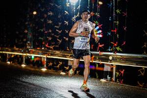 BIB: 41011
                            <button type="button" onclick="openModal(17912924)" class="btn btn-primary btn-sm float-right btn-popup" data-toggle="modal" data-target=".modal-high-quality">
                        <i class="fas fa-shopping-cart"></i> Add to Cart
                    </button>
                                            <button type="button" onclick="isThisMe(17912924, true)" class="btn btn-success btn-sm float-right btn-popup btn-isme hidden" data-toggle="tooltip" data-placement="bottom" title="นี่คือรูปของคุณใช่ไหม คลิกที่นี่เพื่อเอาเข้าอัลบั้ม">
                        <i class="fas fa-plus"></i> Add to album
                    </button>
                    <button type="button" onclick="isThisMe(17912924, false)" class="btn btn-warning btn-sm float-right btn-popup btn-isnotme hidden">
                        <i class="fas fa-ban"></i> Remove from album
                    </button>