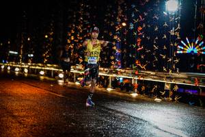 BIB: 4085
                            <button type="button" onclick="openModal(17906173)" class="btn btn-primary btn-sm float-right btn-popup" data-toggle="modal" data-target=".modal-high-quality">
                        <i class="fas fa-shopping-cart"></i> Add to Cart
                    </button>
                                            <button type="button" onclick="isThisMe(17906173, true)" class="btn btn-success btn-sm float-right btn-popup btn-isme hidden" data-toggle="tooltip" data-placement="bottom" title="นี่คือรูปของคุณใช่ไหม คลิกที่นี่เพื่อเอาเข้าอัลบั้ม">
                        <i class="fas fa-plus"></i> Add to album
                    </button>
                    <button type="button" onclick="isThisMe(17906173, false)" class="btn btn-warning btn-sm float-right btn-popup btn-isnotme hidden">
                        <i class="fas fa-ban"></i> Remove from album
                    </button>