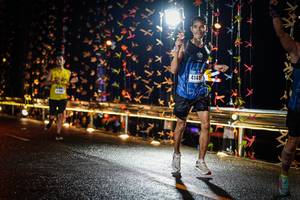 BIB: 4148
                            <button type="button" onclick="openModal(17917692)" class="btn btn-primary btn-sm float-right btn-popup" data-toggle="modal" data-target=".modal-high-quality">
                        <i class="fas fa-shopping-cart"></i> Add to Cart
                    </button>
                                            <button type="button" onclick="isThisMe(17917692, true)" class="btn btn-success btn-sm float-right btn-popup btn-isme hidden" data-toggle="tooltip" data-placement="bottom" title="นี่คือรูปของคุณใช่ไหม คลิกที่นี่เพื่อเอาเข้าอัลบั้ม">
                        <i class="fas fa-plus"></i> Add to album
                    </button>
                    <button type="button" onclick="isThisMe(17917692, false)" class="btn btn-warning btn-sm float-right btn-popup btn-isnotme hidden">
                        <i class="fas fa-ban"></i> Remove from album
                    </button>