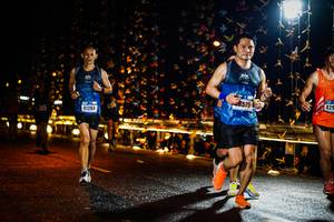 BIB: 0575, 425, 41284
                            <button type="button" onclick="openModal(17926125)" class="btn btn-primary btn-sm float-right btn-popup" data-toggle="modal" data-target=".modal-high-quality">
                        <i class="fas fa-shopping-cart"></i> Add to Cart
                    </button>
                                            <button type="button" onclick="isThisMe(17926125, true)" class="btn btn-success btn-sm float-right btn-popup btn-isme hidden" data-toggle="tooltip" data-placement="bottom" title="นี่คือรูปของคุณใช่ไหม คลิกที่นี่เพื่อเอาเข้าอัลบั้ม">
                        <i class="fas fa-plus"></i> Add to album
                    </button>
                    <button type="button" onclick="isThisMe(17926125, false)" class="btn btn-warning btn-sm float-right btn-popup btn-isnotme hidden">
                        <i class="fas fa-ban"></i> Remove from album
                    </button>