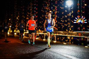 BIB: 4085, 40332
                            <button type="button" onclick="openModal(17925192)" class="btn btn-primary btn-sm float-right btn-popup" data-toggle="modal" data-target=".modal-high-quality">
                        <i class="fas fa-shopping-cart"></i> Add to Cart
                    </button>
                                            <button type="button" onclick="isThisMe(17925192, true)" class="btn btn-success btn-sm float-right btn-popup btn-isme hidden" data-toggle="tooltip" data-placement="bottom" title="นี่คือรูปของคุณใช่ไหม คลิกที่นี่เพื่อเอาเข้าอัลบั้ม">
                        <i class="fas fa-plus"></i> Add to album
                    </button>
                    <button type="button" onclick="isThisMe(17925192, false)" class="btn btn-warning btn-sm float-right btn-popup btn-isnotme hidden">
                        <i class="fas fa-ban"></i> Remove from album
                    </button>