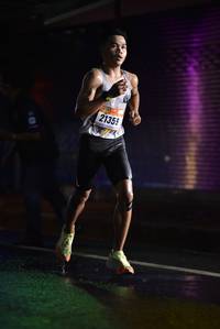 BIB: 21359
                            <button type="button" onclick="openModal(16228619)" class="btn btn-primary btn-sm float-right btn-popup" data-toggle="modal" data-target=".modal-high-quality">
                        <i class="fas fa-shopping-cart"></i> Add to Cart
                    </button>
                                            <button type="button" onclick="isThisMe(16228619, true)" class="btn btn-success btn-sm float-right btn-popup btn-isme hidden" data-toggle="tooltip" data-placement="bottom" title="นี่คือรูปของคุณใช่ไหม คลิกที่นี่เพื่อเอาเข้าอัลบั้ม">
                        <i class="fas fa-plus"></i> Add to album
                    </button>
                    <button type="button" onclick="isThisMe(16228619, false)" class="btn btn-warning btn-sm float-right btn-popup btn-isnotme hidden">
                        <i class="fas fa-ban"></i> Remove from album
                    </button>