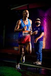 BIB: 20020
                            <button type="button" onclick="openModal(18289554)" class="btn btn-primary btn-sm float-right btn-popup" data-toggle="modal" data-target=".modal-high-quality">
                        <i class="fas fa-shopping-cart"></i> Add to Cart
                    </button>
                                            <button type="button" onclick="isThisMe(18289554, true)" class="btn btn-success btn-sm float-right btn-popup btn-isme hidden" data-toggle="tooltip" data-placement="bottom" title="นี่คือรูปของคุณใช่ไหม คลิกที่นี่เพื่อเอาเข้าอัลบั้ม">
                        <i class="fas fa-plus"></i> Add to album
                    </button>
                    <button type="button" onclick="isThisMe(18289554, false)" class="btn btn-warning btn-sm float-right btn-popup btn-isnotme hidden">
                        <i class="fas fa-ban"></i> Remove from album
                    </button>