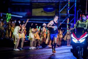 BIB: 418
                            <button type="button" onclick="openModal(18289480)" class="btn btn-primary btn-sm float-right btn-popup" data-toggle="modal" data-target=".modal-high-quality">
                        <i class="fas fa-shopping-cart"></i> Add to Cart
                    </button>
                                            <button type="button" onclick="isThisMe(18289480, true)" class="btn btn-success btn-sm float-right btn-popup btn-isme hidden" data-toggle="tooltip" data-placement="bottom" title="นี่คือรูปของคุณใช่ไหม คลิกที่นี่เพื่อเอาเข้าอัลบั้ม">
                        <i class="fas fa-plus"></i> Add to album
                    </button>
                    <button type="button" onclick="isThisMe(18289480, false)" class="btn btn-warning btn-sm float-right btn-popup btn-isnotme hidden">
                        <i class="fas fa-ban"></i> Remove from album
                    </button>