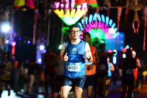 BIB: 40552
                            <button type="button" onclick="openModal(16139063)" class="btn btn-primary btn-sm float-right btn-popup" data-toggle="modal" data-target=".modal-high-quality">
                        <i class="fas fa-shopping-cart"></i> Add to Cart
                    </button>
                                            <button type="button" onclick="isThisMe(16139063, true)" class="btn btn-success btn-sm float-right btn-popup btn-isme hidden" data-toggle="tooltip" data-placement="bottom" title="นี่คือรูปของคุณใช่ไหม คลิกที่นี่เพื่อเอาเข้าอัลบั้ม">
                        <i class="fas fa-plus"></i> Add to album
                    </button>
                    <button type="button" onclick="isThisMe(16139063, false)" class="btn btn-warning btn-sm float-right btn-popup btn-isnotme hidden">
                        <i class="fas fa-ban"></i> Remove from album
                    </button>