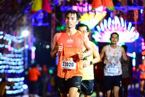 BIB: 22020, 42283
                            <button type="button" onclick="openModal(16144016)" class="btn btn-primary btn-sm float-right btn-popup" data-toggle="modal" data-target=".modal-high-quality">
                        <i class="fas fa-shopping-cart"></i> Add to Cart
                    </button>
                                            <button type="button" onclick="isThisMe(16144016, true)" class="btn btn-success btn-sm float-right btn-popup btn-isme hidden" data-toggle="tooltip" data-placement="bottom" title="นี่คือรูปของคุณใช่ไหม คลิกที่นี่เพื่อเอาเข้าอัลบั้ม">
                        <i class="fas fa-plus"></i> Add to album
                    </button>
                    <button type="button" onclick="isThisMe(16144016, false)" class="btn btn-warning btn-sm float-right btn-popup btn-isnotme hidden">
                        <i class="fas fa-ban"></i> Remove from album
                    </button>