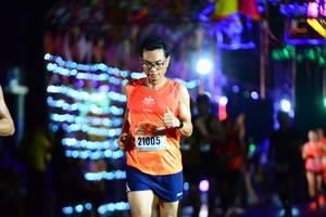 BIB: 21005
                            <button type="button" onclick="openModal(16142893)" class="btn btn-primary btn-sm float-right btn-popup" data-toggle="modal" data-target=".modal-high-quality">
                        <i class="fas fa-shopping-cart"></i> Add to Cart
                    </button>
                                            <button type="button" onclick="isThisMe(16142893, true)" class="btn btn-success btn-sm float-right btn-popup btn-isme hidden" data-toggle="tooltip" data-placement="bottom" title="นี่คือรูปของคุณใช่ไหม คลิกที่นี่เพื่อเอาเข้าอัลบั้ม">
                        <i class="fas fa-plus"></i> Add to album
                    </button>
                    <button type="button" onclick="isThisMe(16142893, false)" class="btn btn-warning btn-sm float-right btn-popup btn-isnotme hidden">
                        <i class="fas fa-ban"></i> Remove from album
                    </button>