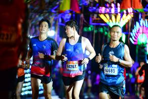 BIB: 237, 64267, 40685
                            <button type="button" onclick="openModal(16139145)" class="btn btn-primary btn-sm float-right btn-popup" data-toggle="modal" data-target=".modal-high-quality">
                        <i class="fas fa-shopping-cart"></i> Add to Cart
                    </button>
                                            <button type="button" onclick="isThisMe(16139145, true)" class="btn btn-success btn-sm float-right btn-popup btn-isme hidden" data-toggle="tooltip" data-placement="bottom" title="นี่คือรูปของคุณใช่ไหม คลิกที่นี่เพื่อเอาเข้าอัลบั้ม">
                        <i class="fas fa-plus"></i> Add to album
                    </button>
                    <button type="button" onclick="isThisMe(16139145, false)" class="btn btn-warning btn-sm float-right btn-popup btn-isnotme hidden">
                        <i class="fas fa-ban"></i> Remove from album
                    </button>