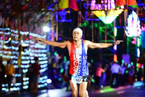 BIB: 0947
                            <button type="button" onclick="openModal(16117453)" class="btn btn-primary btn-sm float-right btn-popup" data-toggle="modal" data-target=".modal-high-quality">
                        <i class="fas fa-shopping-cart"></i> Add to Cart
                    </button>
                                            <button type="button" onclick="isThisMe(16117453, true)" class="btn btn-success btn-sm float-right btn-popup btn-isme hidden" data-toggle="tooltip" data-placement="bottom" title="นี่คือรูปของคุณใช่ไหม คลิกที่นี่เพื่อเอาเข้าอัลบั้ม">
                        <i class="fas fa-plus"></i> Add to album
                    </button>
                    <button type="button" onclick="isThisMe(16117453, false)" class="btn btn-warning btn-sm float-right btn-popup btn-isnotme hidden">
                        <i class="fas fa-ban"></i> Remove from album
                    </button>