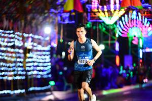 BIB: 40218
                            <button type="button" onclick="openModal(16115585)" class="btn btn-primary btn-sm float-right btn-popup" data-toggle="modal" data-target=".modal-high-quality">
                        <i class="fas fa-shopping-cart"></i> Add to Cart
                    </button>
                                            <button type="button" onclick="isThisMe(16115585, true)" class="btn btn-success btn-sm float-right btn-popup btn-isme hidden" data-toggle="tooltip" data-placement="bottom" title="นี่คือรูปของคุณใช่ไหม คลิกที่นี่เพื่อเอาเข้าอัลบั้ม">
                        <i class="fas fa-plus"></i> Add to album
                    </button>
                    <button type="button" onclick="isThisMe(16115585, false)" class="btn btn-warning btn-sm float-right btn-popup btn-isnotme hidden">
                        <i class="fas fa-ban"></i> Remove from album
                    </button>