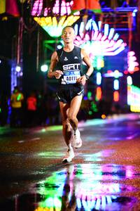 BIB: 40111
                            <button type="button" onclick="openModal(16115298)" class="btn btn-primary btn-sm float-right btn-popup" data-toggle="modal" data-target=".modal-high-quality">
                        <i class="fas fa-shopping-cart"></i> Add to Cart
                    </button>
                                            <button type="button" onclick="isThisMe(16115298, true)" class="btn btn-success btn-sm float-right btn-popup btn-isme hidden" data-toggle="tooltip" data-placement="bottom" title="นี่คือรูปของคุณใช่ไหม คลิกที่นี่เพื่อเอาเข้าอัลบั้ม">
                        <i class="fas fa-plus"></i> Add to album
                    </button>
                    <button type="button" onclick="isThisMe(16115298, false)" class="btn btn-warning btn-sm float-right btn-popup btn-isnotme hidden">
                        <i class="fas fa-ban"></i> Remove from album
                    </button>