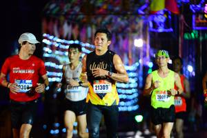 BIB: 0308, 21309, 20087
                            <button type="button" onclick="openModal(16133838)" class="btn btn-primary btn-sm float-right btn-popup" data-toggle="modal" data-target=".modal-high-quality">
                        <i class="fas fa-shopping-cart"></i> Add to Cart
                    </button>
                                            <button type="button" onclick="isThisMe(16133838, true)" class="btn btn-success btn-sm float-right btn-popup btn-isme hidden" data-toggle="tooltip" data-placement="bottom" title="นี่คือรูปของคุณใช่ไหม คลิกที่นี่เพื่อเอาเข้าอัลบั้ม">
                        <i class="fas fa-plus"></i> Add to album
                    </button>
                    <button type="button" onclick="isThisMe(16133838, false)" class="btn btn-warning btn-sm float-right btn-popup btn-isnotme hidden">
                        <i class="fas fa-ban"></i> Remove from album
                    </button>