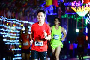 BIB: 42145, 20919
                            <button type="button" onclick="openModal(16143959)" class="btn btn-primary btn-sm float-right btn-popup" data-toggle="modal" data-target=".modal-high-quality">
                        <i class="fas fa-shopping-cart"></i> Add to Cart
                    </button>
                                            <button type="button" onclick="isThisMe(16143959, true)" class="btn btn-success btn-sm float-right btn-popup btn-isme hidden" data-toggle="tooltip" data-placement="bottom" title="นี่คือรูปของคุณใช่ไหม คลิกที่นี่เพื่อเอาเข้าอัลบั้ม">
                        <i class="fas fa-plus"></i> Add to album
                    </button>
                    <button type="button" onclick="isThisMe(16143959, false)" class="btn btn-warning btn-sm float-right btn-popup btn-isnotme hidden">
                        <i class="fas fa-ban"></i> Remove from album
                    </button>