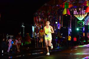 BIB: 2199
                            <button type="button" onclick="openModal(16115192)" class="btn btn-primary btn-sm float-right btn-popup" data-toggle="modal" data-target=".modal-high-quality">
                        <i class="fas fa-shopping-cart"></i> Add to Cart
                    </button>
                                            <button type="button" onclick="isThisMe(16115192, true)" class="btn btn-success btn-sm float-right btn-popup btn-isme hidden" data-toggle="tooltip" data-placement="bottom" title="นี่คือรูปของคุณใช่ไหม คลิกที่นี่เพื่อเอาเข้าอัลบั้ม">
                        <i class="fas fa-plus"></i> Add to album
                    </button>
                    <button type="button" onclick="isThisMe(16115192, false)" class="btn btn-warning btn-sm float-right btn-popup btn-isnotme hidden">
                        <i class="fas fa-ban"></i> Remove from album
                    </button>