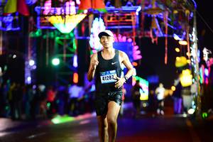 BIB: 4128
                            <button type="button" onclick="openModal(16117285)" class="btn btn-primary btn-sm float-right btn-popup" data-toggle="modal" data-target=".modal-high-quality">
                        <i class="fas fa-shopping-cart"></i> Add to Cart
                    </button>
                                            <button type="button" onclick="isThisMe(16117285, true)" class="btn btn-success btn-sm float-right btn-popup btn-isme hidden" data-toggle="tooltip" data-placement="bottom" title="นี่คือรูปของคุณใช่ไหม คลิกที่นี่เพื่อเอาเข้าอัลบั้ม">
                        <i class="fas fa-plus"></i> Add to album
                    </button>
                    <button type="button" onclick="isThisMe(16117285, false)" class="btn btn-warning btn-sm float-right btn-popup btn-isnotme hidden">
                        <i class="fas fa-ban"></i> Remove from album
                    </button>