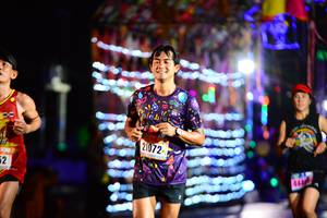 BIB: 21072, 444
                            <button type="button" onclick="openModal(16135078)" class="btn btn-primary btn-sm float-right btn-popup" data-toggle="modal" data-target=".modal-high-quality">
                        <i class="fas fa-shopping-cart"></i> Add to Cart
                    </button>
                                            <button type="button" onclick="isThisMe(16135078, true)" class="btn btn-success btn-sm float-right btn-popup btn-isme hidden" data-toggle="tooltip" data-placement="bottom" title="นี่คือรูปของคุณใช่ไหม คลิกที่นี่เพื่อเอาเข้าอัลบั้ม">
                        <i class="fas fa-plus"></i> Add to album
                    </button>
                    <button type="button" onclick="isThisMe(16135078, false)" class="btn btn-warning btn-sm float-right btn-popup btn-isnotme hidden">
                        <i class="fas fa-ban"></i> Remove from album
                    </button>