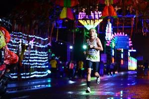 BIB: 2402
                            <button type="button" onclick="openModal(16114775)" class="btn btn-primary btn-sm float-right btn-popup" data-toggle="modal" data-target=".modal-high-quality">
                        <i class="fas fa-shopping-cart"></i> Add to Cart
                    </button>
                                            <button type="button" onclick="isThisMe(16114775, true)" class="btn btn-success btn-sm float-right btn-popup btn-isme hidden" data-toggle="tooltip" data-placement="bottom" title="นี่คือรูปของคุณใช่ไหม คลิกที่นี่เพื่อเอาเข้าอัลบั้ม">
                        <i class="fas fa-plus"></i> Add to album
                    </button>
                    <button type="button" onclick="isThisMe(16114775, false)" class="btn btn-warning btn-sm float-right btn-popup btn-isnotme hidden">
                        <i class="fas fa-ban"></i> Remove from album
                    </button>