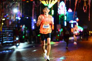 BIB: 21419
                            <button type="button" onclick="openModal(16118184)" class="btn btn-primary btn-sm float-right btn-popup" data-toggle="modal" data-target=".modal-high-quality">
                        <i class="fas fa-shopping-cart"></i> Add to Cart
                    </button>
                                            <button type="button" onclick="isThisMe(16118184, true)" class="btn btn-success btn-sm float-right btn-popup btn-isme hidden" data-toggle="tooltip" data-placement="bottom" title="นี่คือรูปของคุณใช่ไหม คลิกที่นี่เพื่อเอาเข้าอัลบั้ม">
                        <i class="fas fa-plus"></i> Add to album
                    </button>
                    <button type="button" onclick="isThisMe(16118184, false)" class="btn btn-warning btn-sm float-right btn-popup btn-isnotme hidden">
                        <i class="fas fa-ban"></i> Remove from album
                    </button>