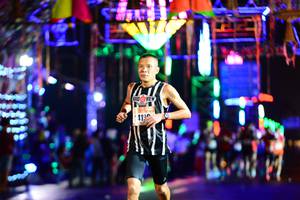 BIB: 000, 419
                            <button type="button" onclick="openModal(16117481)" class="btn btn-primary btn-sm float-right btn-popup" data-toggle="modal" data-target=".modal-high-quality">
                        <i class="fas fa-shopping-cart"></i> Add to Cart
                    </button>
                                            <button type="button" onclick="isThisMe(16117481, true)" class="btn btn-success btn-sm float-right btn-popup btn-isme hidden" data-toggle="tooltip" data-placement="bottom" title="นี่คือรูปของคุณใช่ไหม คลิกที่นี่เพื่อเอาเข้าอัลบั้ม">
                        <i class="fas fa-plus"></i> Add to album
                    </button>
                    <button type="button" onclick="isThisMe(16117481, false)" class="btn btn-warning btn-sm float-right btn-popup btn-isnotme hidden">
                        <i class="fas fa-ban"></i> Remove from album
                    </button>