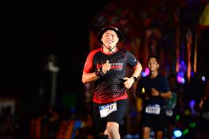 BIB: 212
                            <button type="button" onclick="openModal(16317883)" class="btn btn-primary btn-sm float-right btn-popup" data-toggle="modal" data-target=".modal-high-quality">
                        <i class="fas fa-shopping-cart"></i> Add to Cart
                    </button>
                                            <button type="button" onclick="isThisMe(16317883, true)" class="btn btn-success btn-sm float-right btn-popup btn-isme hidden" data-toggle="tooltip" data-placement="bottom" title="นี่คือรูปของคุณใช่ไหม คลิกที่นี่เพื่อเอาเข้าอัลบั้ม">
                        <i class="fas fa-plus"></i> Add to album
                    </button>
                    <button type="button" onclick="isThisMe(16317883, false)" class="btn btn-warning btn-sm float-right btn-popup btn-isnotme hidden">
                        <i class="fas fa-ban"></i> Remove from album
                    </button>