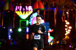 BIB: 42040
                            <button type="button" onclick="openModal(16303262)" class="btn btn-primary btn-sm float-right btn-popup" data-toggle="modal" data-target=".modal-high-quality">
                        <i class="fas fa-shopping-cart"></i> Add to Cart
                    </button>
                                            <button type="button" onclick="isThisMe(16303262, true)" class="btn btn-success btn-sm float-right btn-popup btn-isme hidden" data-toggle="tooltip" data-placement="bottom" title="นี่คือรูปของคุณใช่ไหม คลิกที่นี่เพื่อเอาเข้าอัลบั้ม">
                        <i class="fas fa-plus"></i> Add to album
                    </button>
                    <button type="button" onclick="isThisMe(16303262, false)" class="btn btn-warning btn-sm float-right btn-popup btn-isnotme hidden">
                        <i class="fas fa-ban"></i> Remove from album
                    </button>