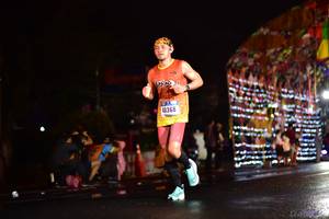 BIB: 40368
                            <button type="button" onclick="openModal(16489134)" class="btn btn-primary btn-sm float-right btn-popup" data-toggle="modal" data-target=".modal-high-quality">
                        <i class="fas fa-shopping-cart"></i> Add to Cart
                    </button>
                                            <button type="button" onclick="isThisMe(16489134, true)" class="btn btn-success btn-sm float-right btn-popup btn-isme hidden" data-toggle="tooltip" data-placement="bottom" title="นี่คือรูปของคุณใช่ไหม คลิกที่นี่เพื่อเอาเข้าอัลบั้ม">
                        <i class="fas fa-plus"></i> Add to album
                    </button>
                    <button type="button" onclick="isThisMe(16489134, false)" class="btn btn-warning btn-sm float-right btn-popup btn-isnotme hidden">
                        <i class="fas fa-ban"></i> Remove from album
                    </button>