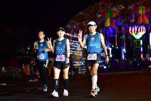 BIB: 40210, 4063
                            <button type="button" onclick="openModal(17004263)" class="btn btn-primary btn-sm float-right btn-popup" data-toggle="modal" data-target=".modal-high-quality">
                        <i class="fas fa-shopping-cart"></i> Add to Cart
                    </button>
                                            <button type="button" onclick="isThisMe(17004263, true)" class="btn btn-success btn-sm float-right btn-popup btn-isme hidden" data-toggle="tooltip" data-placement="bottom" title="นี่คือรูปของคุณใช่ไหม คลิกที่นี่เพื่อเอาเข้าอัลบั้ม">
                        <i class="fas fa-plus"></i> Add to album
                    </button>
                    <button type="button" onclick="isThisMe(17004263, false)" class="btn btn-warning btn-sm float-right btn-popup btn-isnotme hidden">
                        <i class="fas fa-ban"></i> Remove from album
                    </button>