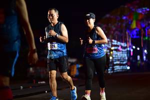 BIB: 526, 44580
                            <button type="button" onclick="openModal(17006823)" class="btn btn-primary btn-sm float-right btn-popup" data-toggle="modal" data-target=".modal-high-quality">
                        <i class="fas fa-shopping-cart"></i> Add to Cart
                    </button>
                                            <button type="button" onclick="isThisMe(17006823, true)" class="btn btn-success btn-sm float-right btn-popup btn-isme hidden" data-toggle="tooltip" data-placement="bottom" title="นี่คือรูปของคุณใช่ไหม คลิกที่นี่เพื่อเอาเข้าอัลบั้ม">
                        <i class="fas fa-plus"></i> Add to album
                    </button>
                    <button type="button" onclick="isThisMe(17006823, false)" class="btn btn-warning btn-sm float-right btn-popup btn-isnotme hidden">
                        <i class="fas fa-ban"></i> Remove from album
                    </button>