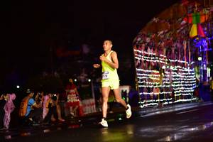 BIB: 126
                            <button type="button" onclick="openModal(16486227)" class="btn btn-primary btn-sm float-right btn-popup" data-toggle="modal" data-target=".modal-high-quality">
                        <i class="fas fa-shopping-cart"></i> Add to Cart
                    </button>
                                            <button type="button" onclick="isThisMe(16486227, true)" class="btn btn-success btn-sm float-right btn-popup btn-isme hidden" data-toggle="tooltip" data-placement="bottom" title="นี่คือรูปของคุณใช่ไหม คลิกที่นี่เพื่อเอาเข้าอัลบั้ม">
                        <i class="fas fa-plus"></i> Add to album
                    </button>
                    <button type="button" onclick="isThisMe(16486227, false)" class="btn btn-warning btn-sm float-right btn-popup btn-isnotme hidden">
                        <i class="fas fa-ban"></i> Remove from album
                    </button>