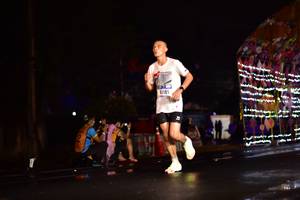 BIB: 41181
                            <button type="button" onclick="openModal(16486393)" class="btn btn-primary btn-sm float-right btn-popup" data-toggle="modal" data-target=".modal-high-quality">
                        <i class="fas fa-shopping-cart"></i> Add to Cart
                    </button>
                                            <button type="button" onclick="isThisMe(16486393, true)" class="btn btn-success btn-sm float-right btn-popup btn-isme hidden" data-toggle="tooltip" data-placement="bottom" title="นี่คือรูปของคุณใช่ไหม คลิกที่นี่เพื่อเอาเข้าอัลบั้ม">
                        <i class="fas fa-plus"></i> Add to album
                    </button>
                    <button type="button" onclick="isThisMe(16486393, false)" class="btn btn-warning btn-sm float-right btn-popup btn-isnotme hidden">
                        <i class="fas fa-ban"></i> Remove from album
                    </button>