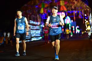 BIB: 4461, 40497
                            <button type="button" onclick="openModal(17004192)" class="btn btn-primary btn-sm float-right btn-popup" data-toggle="modal" data-target=".modal-high-quality">
                        <i class="fas fa-shopping-cart"></i> Add to Cart
                    </button>
                                            <button type="button" onclick="isThisMe(17004192, true)" class="btn btn-success btn-sm float-right btn-popup btn-isme hidden" data-toggle="tooltip" data-placement="bottom" title="นี่คือรูปของคุณใช่ไหม คลิกที่นี่เพื่อเอาเข้าอัลบั้ม">
                        <i class="fas fa-plus"></i> Add to album
                    </button>
                    <button type="button" onclick="isThisMe(17004192, false)" class="btn btn-warning btn-sm float-right btn-popup btn-isnotme hidden">
                        <i class="fas fa-ban"></i> Remove from album
                    </button>