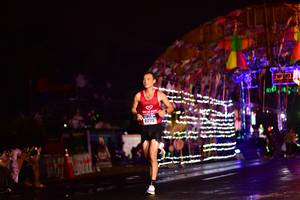 BIB: 41775
                            <button type="button" onclick="openModal(16486007)" class="btn btn-primary btn-sm float-right btn-popup" data-toggle="modal" data-target=".modal-high-quality">
                        <i class="fas fa-shopping-cart"></i> Add to Cart
                    </button>
                                            <button type="button" onclick="isThisMe(16486007, true)" class="btn btn-success btn-sm float-right btn-popup btn-isme hidden" data-toggle="tooltip" data-placement="bottom" title="นี่คือรูปของคุณใช่ไหม คลิกที่นี่เพื่อเอาเข้าอัลบั้ม">
                        <i class="fas fa-plus"></i> Add to album
                    </button>
                    <button type="button" onclick="isThisMe(16486007, false)" class="btn btn-warning btn-sm float-right btn-popup btn-isnotme hidden">
                        <i class="fas fa-ban"></i> Remove from album
                    </button>