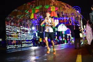 BIB: 20091
                            <button type="button" onclick="openModal(16487210)" class="btn btn-primary btn-sm float-right btn-popup" data-toggle="modal" data-target=".modal-high-quality">
                        <i class="fas fa-shopping-cart"></i> Add to Cart
                    </button>
                                            <button type="button" onclick="isThisMe(16487210, true)" class="btn btn-success btn-sm float-right btn-popup btn-isme hidden" data-toggle="tooltip" data-placement="bottom" title="นี่คือรูปของคุณใช่ไหม คลิกที่นี่เพื่อเอาเข้าอัลบั้ม">
                        <i class="fas fa-plus"></i> Add to album
                    </button>
                    <button type="button" onclick="isThisMe(16487210, false)" class="btn btn-warning btn-sm float-right btn-popup btn-isnotme hidden">
                        <i class="fas fa-ban"></i> Remove from album
                    </button>