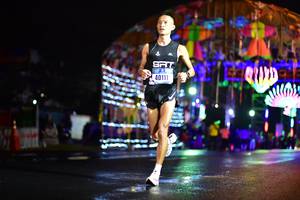 BIB: 40111
                            <button type="button" onclick="openModal(16486333)" class="btn btn-primary btn-sm float-right btn-popup" data-toggle="modal" data-target=".modal-high-quality">
                        <i class="fas fa-shopping-cart"></i> Add to Cart
                    </button>
                                            <button type="button" onclick="isThisMe(16486333, true)" class="btn btn-success btn-sm float-right btn-popup btn-isme hidden" data-toggle="tooltip" data-placement="bottom" title="นี่คือรูปของคุณใช่ไหม คลิกที่นี่เพื่อเอาเข้าอัลบั้ม">
                        <i class="fas fa-plus"></i> Add to album
                    </button>
                    <button type="button" onclick="isThisMe(16486333, false)" class="btn btn-warning btn-sm float-right btn-popup btn-isnotme hidden">
                        <i class="fas fa-ban"></i> Remove from album
                    </button>