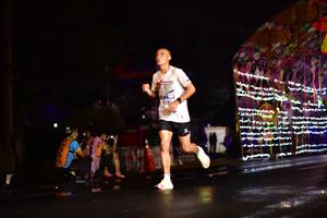 BIB: 1181
                            <button type="button" onclick="openModal(16486388)" class="btn btn-primary btn-sm float-right btn-popup" data-toggle="modal" data-target=".modal-high-quality">
                        <i class="fas fa-shopping-cart"></i> Add to Cart
                    </button>
                                            <button type="button" onclick="isThisMe(16486388, true)" class="btn btn-success btn-sm float-right btn-popup btn-isme hidden" data-toggle="tooltip" data-placement="bottom" title="นี่คือรูปของคุณใช่ไหม คลิกที่นี่เพื่อเอาเข้าอัลบั้ม">
                        <i class="fas fa-plus"></i> Add to album
                    </button>
                    <button type="button" onclick="isThisMe(16486388, false)" class="btn btn-warning btn-sm float-right btn-popup btn-isnotme hidden">
                        <i class="fas fa-ban"></i> Remove from album
                    </button>