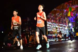 BIB: 1200, 22131
                            <button type="button" onclick="openModal(16488402)" class="btn btn-primary btn-sm float-right btn-popup" data-toggle="modal" data-target=".modal-high-quality">
                        <i class="fas fa-shopping-cart"></i> Add to Cart
                    </button>
                                            <button type="button" onclick="isThisMe(16488402, true)" class="btn btn-success btn-sm float-right btn-popup btn-isme hidden" data-toggle="tooltip" data-placement="bottom" title="นี่คือรูปของคุณใช่ไหม คลิกที่นี่เพื่อเอาเข้าอัลบั้ม">
                        <i class="fas fa-plus"></i> Add to album
                    </button>
                    <button type="button" onclick="isThisMe(16488402, false)" class="btn btn-warning btn-sm float-right btn-popup btn-isnotme hidden">
                        <i class="fas fa-ban"></i> Remove from album
                    </button>