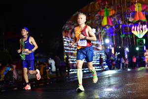 BIB: 4572, 20949
                            <button type="button" onclick="openModal(16491271)" class="btn btn-primary btn-sm float-right btn-popup" data-toggle="modal" data-target=".modal-high-quality">
                        <i class="fas fa-shopping-cart"></i> Add to Cart
                    </button>
                                            <button type="button" onclick="isThisMe(16491271, true)" class="btn btn-success btn-sm float-right btn-popup btn-isme hidden" data-toggle="tooltip" data-placement="bottom" title="นี่คือรูปของคุณใช่ไหม คลิกที่นี่เพื่อเอาเข้าอัลบั้ม">
                        <i class="fas fa-plus"></i> Add to album
                    </button>
                    <button type="button" onclick="isThisMe(16491271, false)" class="btn btn-warning btn-sm float-right btn-popup btn-isnotme hidden">
                        <i class="fas fa-ban"></i> Remove from album
                    </button>