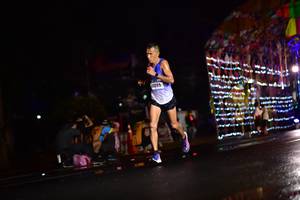 BIB: 40099
                            <button type="button" onclick="openModal(16487849)" class="btn btn-primary btn-sm float-right btn-popup" data-toggle="modal" data-target=".modal-high-quality">
                        <i class="fas fa-shopping-cart"></i> Add to Cart
                    </button>
                                            <button type="button" onclick="isThisMe(16487849, true)" class="btn btn-success btn-sm float-right btn-popup btn-isme hidden" data-toggle="tooltip" data-placement="bottom" title="นี่คือรูปของคุณใช่ไหม คลิกที่นี่เพื่อเอาเข้าอัลบั้ม">
                        <i class="fas fa-plus"></i> Add to album
                    </button>
                    <button type="button" onclick="isThisMe(16487849, false)" class="btn btn-warning btn-sm float-right btn-popup btn-isnotme hidden">
                        <i class="fas fa-ban"></i> Remove from album
                    </button>