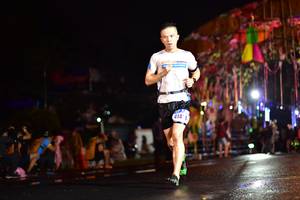 BIB: 414
                            <button type="button" onclick="openModal(16489610)" class="btn btn-primary btn-sm float-right btn-popup" data-toggle="modal" data-target=".modal-high-quality">
                        <i class="fas fa-shopping-cart"></i> Add to Cart
                    </button>
                                            <button type="button" onclick="isThisMe(16489610, true)" class="btn btn-success btn-sm float-right btn-popup btn-isme hidden" data-toggle="tooltip" data-placement="bottom" title="นี่คือรูปของคุณใช่ไหม คลิกที่นี่เพื่อเอาเข้าอัลบั้ม">
                        <i class="fas fa-plus"></i> Add to album
                    </button>
                    <button type="button" onclick="isThisMe(16489610, false)" class="btn btn-warning btn-sm float-right btn-popup btn-isnotme hidden">
                        <i class="fas fa-ban"></i> Remove from album
                    </button>