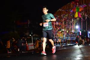 BIB: 2849
                            <button type="button" onclick="openModal(16518572)" class="btn btn-primary btn-sm float-right btn-popup" data-toggle="modal" data-target=".modal-high-quality">
                        <i class="fas fa-shopping-cart"></i> Add to Cart
                    </button>
                                            <button type="button" onclick="isThisMe(16518572, true)" class="btn btn-success btn-sm float-right btn-popup btn-isme hidden" data-toggle="tooltip" data-placement="bottom" title="นี่คือรูปของคุณใช่ไหม คลิกที่นี่เพื่อเอาเข้าอัลบั้ม">
                        <i class="fas fa-plus"></i> Add to album
                    </button>
                    <button type="button" onclick="isThisMe(16518572, false)" class="btn btn-warning btn-sm float-right btn-popup btn-isnotme hidden">
                        <i class="fas fa-ban"></i> Remove from album
                    </button>