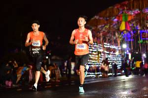 BIB: 22131, 24200
                            <button type="button" onclick="openModal(16488375)" class="btn btn-primary btn-sm float-right btn-popup" data-toggle="modal" data-target=".modal-high-quality">
                        <i class="fas fa-shopping-cart"></i> Add to Cart
                    </button>
                                            <button type="button" onclick="isThisMe(16488375, true)" class="btn btn-success btn-sm float-right btn-popup btn-isme hidden" data-toggle="tooltip" data-placement="bottom" title="นี่คือรูปของคุณใช่ไหม คลิกที่นี่เพื่อเอาเข้าอัลบั้ม">
                        <i class="fas fa-plus"></i> Add to album
                    </button>
                    <button type="button" onclick="isThisMe(16488375, false)" class="btn btn-warning btn-sm float-right btn-popup btn-isnotme hidden">
                        <i class="fas fa-ban"></i> Remove from album
                    </button>