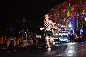 BIB: 807
                            <button type="button" onclick="openModal(16486803)" class="btn btn-primary btn-sm float-right btn-popup" data-toggle="modal" data-target=".modal-high-quality">
                        <i class="fas fa-shopping-cart"></i> Add to Cart
                    </button>
                                            <button type="button" onclick="isThisMe(16486803, true)" class="btn btn-success btn-sm float-right btn-popup btn-isme hidden" data-toggle="tooltip" data-placement="bottom" title="นี่คือรูปของคุณใช่ไหม คลิกที่นี่เพื่อเอาเข้าอัลบั้ม">
                        <i class="fas fa-plus"></i> Add to album
                    </button>
                    <button type="button" onclick="isThisMe(16486803, false)" class="btn btn-warning btn-sm float-right btn-popup btn-isnotme hidden">
                        <i class="fas fa-ban"></i> Remove from album
                    </button>