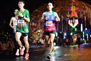 BIB: 0983, 20948
                            <button type="button" onclick="openModal(16489039)" class="btn btn-primary btn-sm float-right btn-popup" data-toggle="modal" data-target=".modal-high-quality">
                        <i class="fas fa-shopping-cart"></i> Add to Cart
                    </button>
                                            <button type="button" onclick="isThisMe(16489039, true)" class="btn btn-success btn-sm float-right btn-popup btn-isme hidden" data-toggle="tooltip" data-placement="bottom" title="นี่คือรูปของคุณใช่ไหม คลิกที่นี่เพื่อเอาเข้าอัลบั้ม">
                        <i class="fas fa-plus"></i> Add to album
                    </button>
                    <button type="button" onclick="isThisMe(16489039, false)" class="btn btn-warning btn-sm float-right btn-popup btn-isnotme hidden">
                        <i class="fas fa-ban"></i> Remove from album
                    </button>