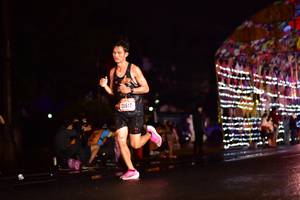 BIB: 0617
                            <button type="button" onclick="openModal(16488560)" class="btn btn-primary btn-sm float-right btn-popup" data-toggle="modal" data-target=".modal-high-quality">
                        <i class="fas fa-shopping-cart"></i> Add to Cart
                    </button>
                                            <button type="button" onclick="isThisMe(16488560, true)" class="btn btn-success btn-sm float-right btn-popup btn-isme hidden" data-toggle="tooltip" data-placement="bottom" title="นี่คือรูปของคุณใช่ไหม คลิกที่นี่เพื่อเอาเข้าอัลบั้ม">
                        <i class="fas fa-plus"></i> Add to album
                    </button>
                    <button type="button" onclick="isThisMe(16488560, false)" class="btn btn-warning btn-sm float-right btn-popup btn-isnotme hidden">
                        <i class="fas fa-ban"></i> Remove from album
                    </button>