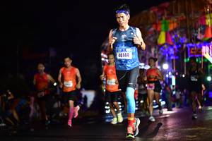 BIB: 40144
                            <button type="button" onclick="openModal(16520703)" class="btn btn-primary btn-sm float-right btn-popup" data-toggle="modal" data-target=".modal-high-quality">
                        <i class="fas fa-shopping-cart"></i> Add to Cart
                    </button>
                                            <button type="button" onclick="isThisMe(16520703, true)" class="btn btn-success btn-sm float-right btn-popup btn-isme hidden" data-toggle="tooltip" data-placement="bottom" title="นี่คือรูปของคุณใช่ไหม คลิกที่นี่เพื่อเอาเข้าอัลบั้ม">
                        <i class="fas fa-plus"></i> Add to album
                    </button>
                    <button type="button" onclick="isThisMe(16520703, false)" class="btn btn-warning btn-sm float-right btn-popup btn-isnotme hidden">
                        <i class="fas fa-ban"></i> Remove from album
                    </button>